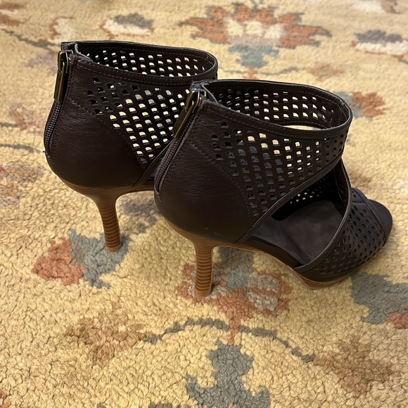 AURI Angie Platform Leather Sandals - Size 39 - US 9 - New in box - Picture 5 of 11